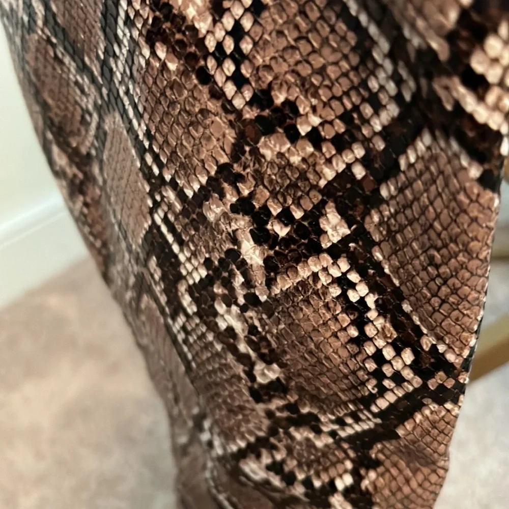 Python print mid calf boots - Picture 2 of 4